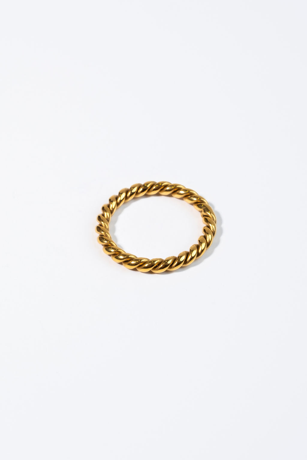 Gold twist ring, sweatproof and tarnish-free, perfect for active individuals