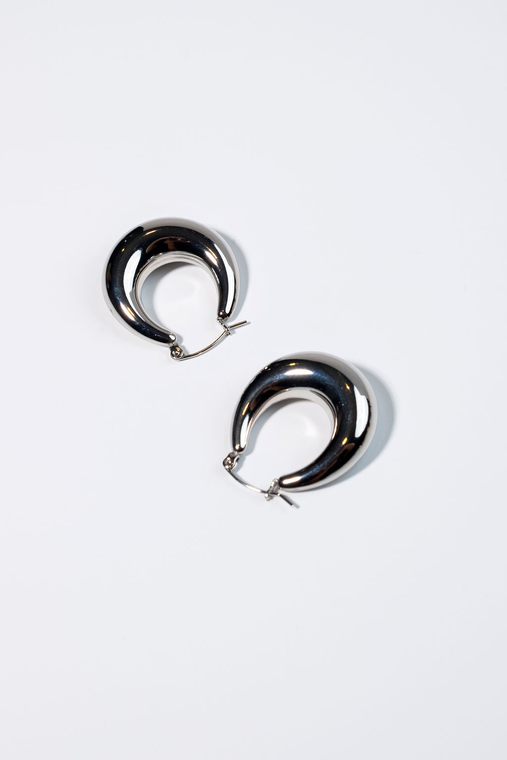 ‘Sintra’ Silver Hoops