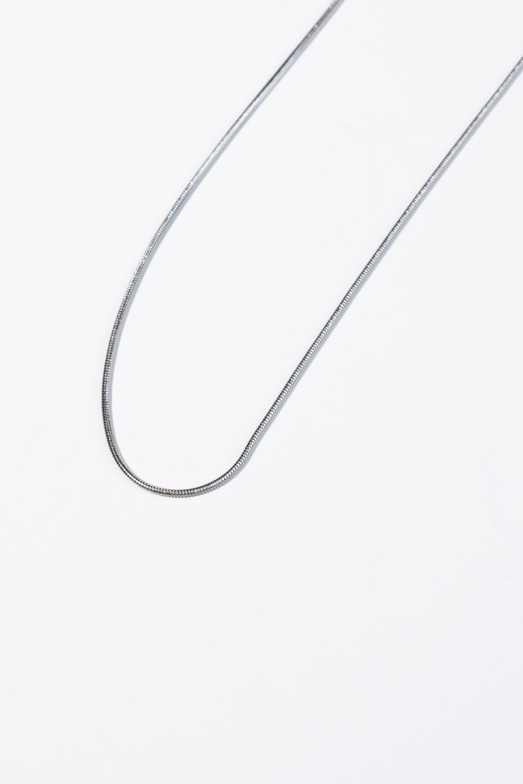 ‘Vancouver’ Dainty Silver Necklace